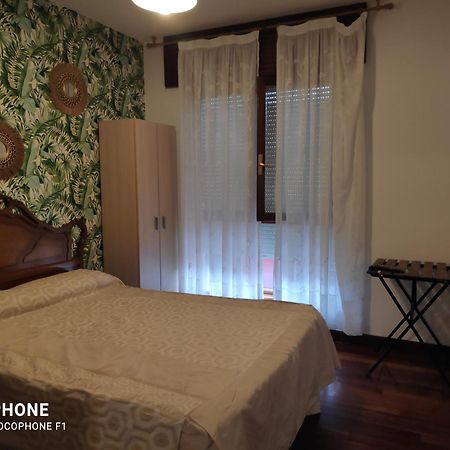 Pension Casa Leon Santoña Zimmer foto